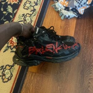 Balenciaga runners graffiti(size 45)